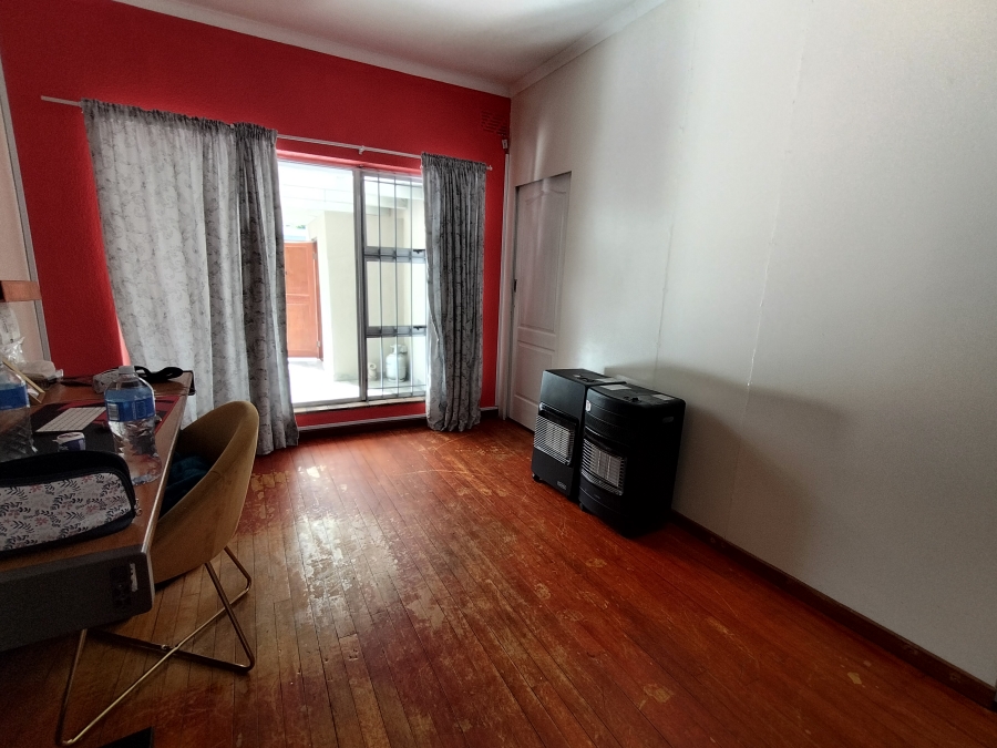 To Let 4 Bedroom Property for Rent in Brandwag Western Cape